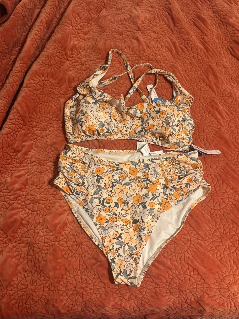 NWT Cupshe Floral High-Waist Bikini Set in Cream, Orange and Green - Picture 4 of 5